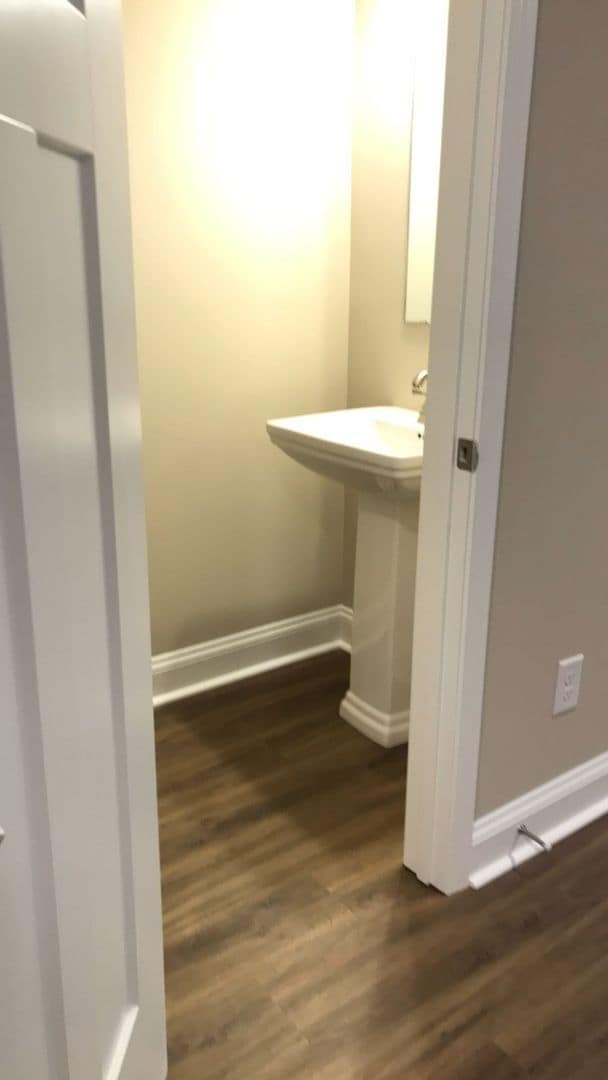 Building Photo - 124 Smallwood Rd