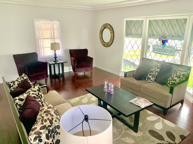 Foto del edificio - 8700 S 10th Ave