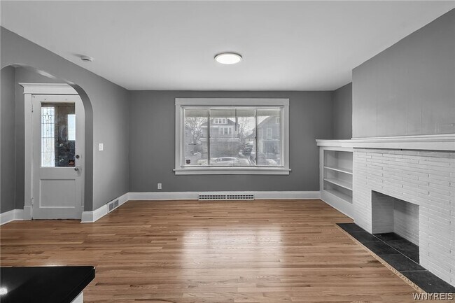 Foto del edificio - 49 Virgil Ave