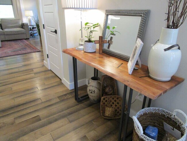 Foto del edificio - Beautiful 3 Bedroom Home in Gig Harbor