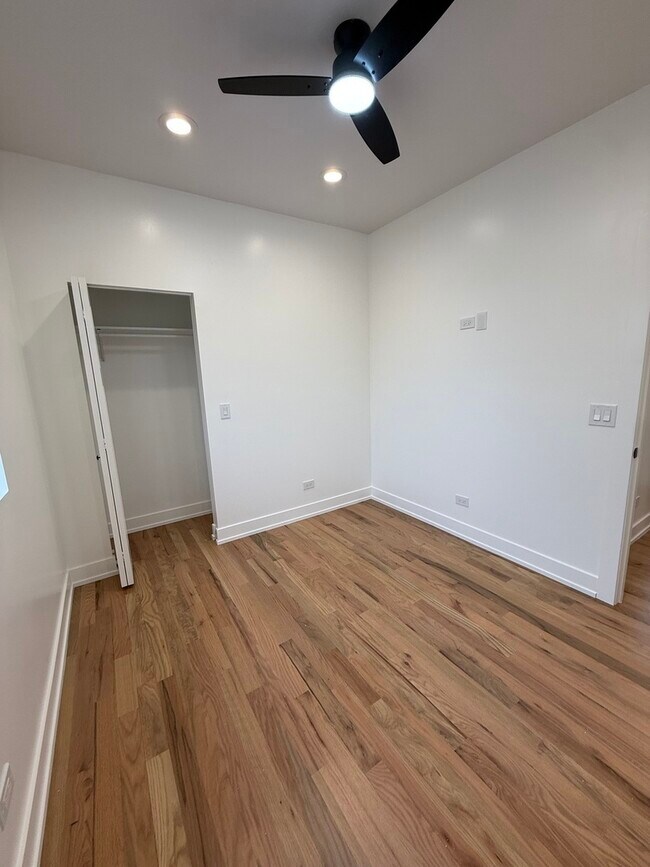 Foto del edificio - 1249 S Kedvale Ave