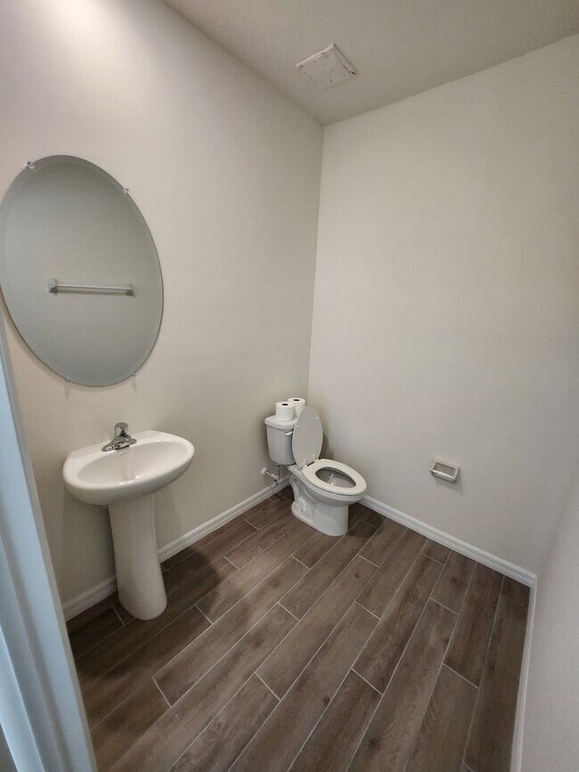 Foto del edificio - New Construction at Oaks Preserve on Archer !