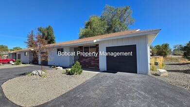 Building Photo - 1461 Hussman Ave