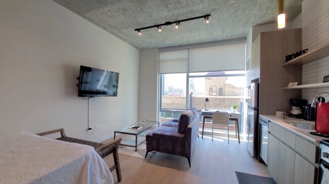 Foto del edificio - 812 N Wells St