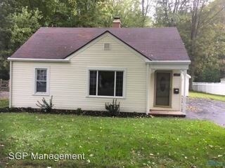 Primary Photo - 3 br, 2 bath House - 5601 Woods