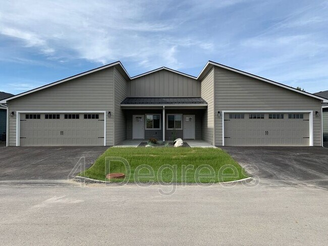 Building Photo - 1511 Metler Ln