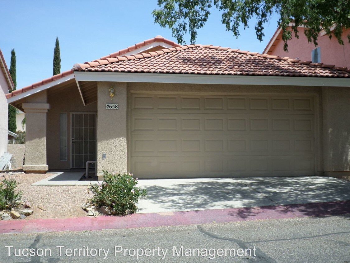 Foto principal - 2 br, 2 bath House - 4658 W. Knollside St.