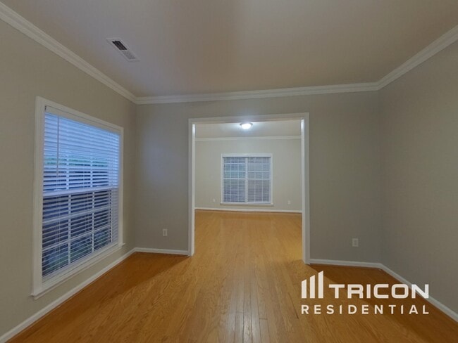 Building Photo - 15035 Annan Ct