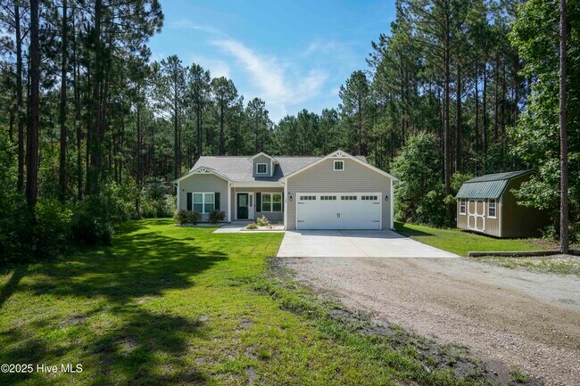 Building Photo - 117 Penny Ln