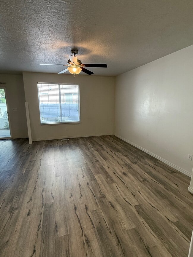 Building Photo - 1149 S 1420 E