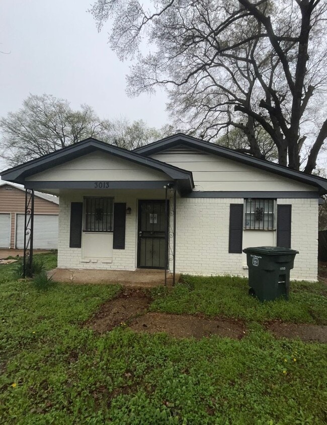 Building Photo - 3013 Morningside St