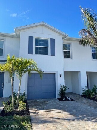 Building Photo - 15141 Wildflower Cir