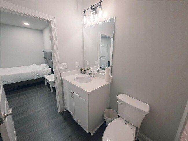 Foto del edificio - 8020 Linfield Way
