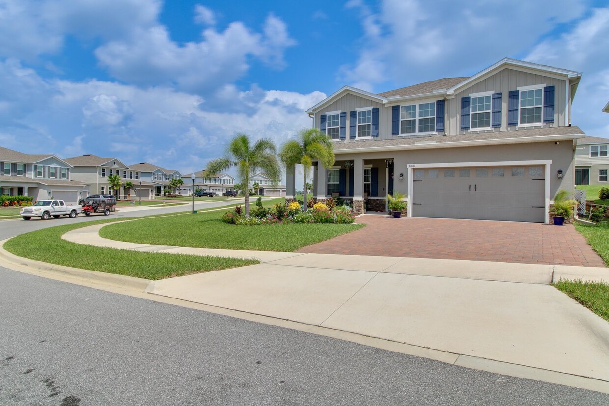 Foto principal - 3088 Hill Point St