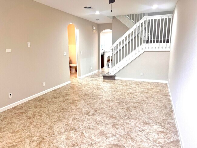 Building Photo - 7406 Briella Dr