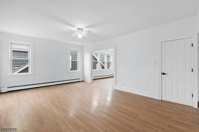 Building Photo - 31 Orchard Rd