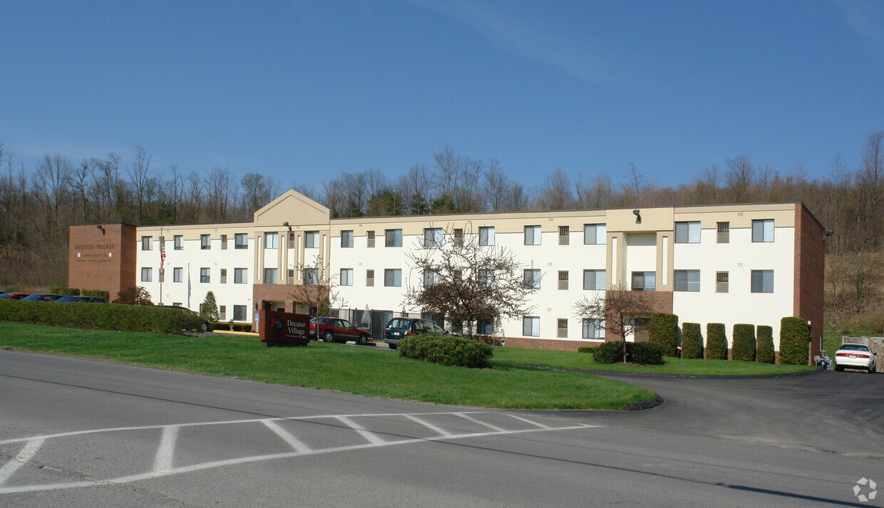 Decatur Village Apartments in Philipsburg, PA