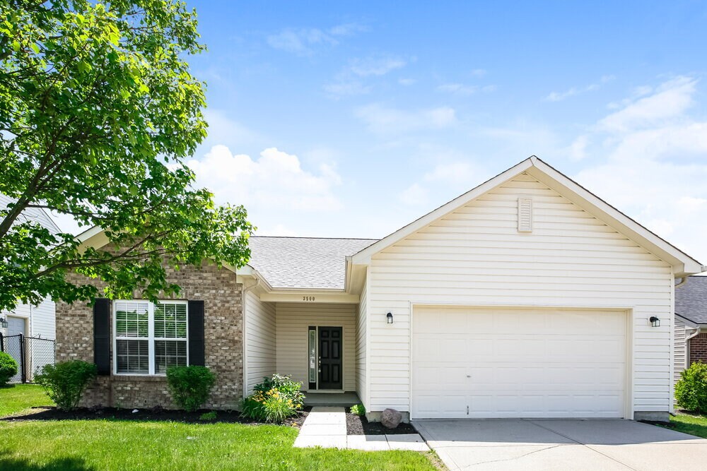 Foto principal - 3500 Limelight Ln