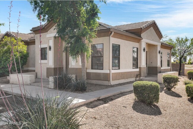 Foto del edificio - 4423 E McLellan Rd