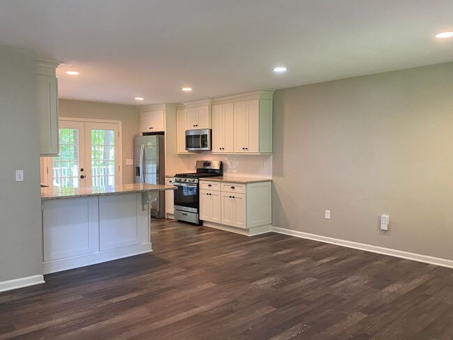 Foto del edificio - Updated 3/2 Kennesaw home!
