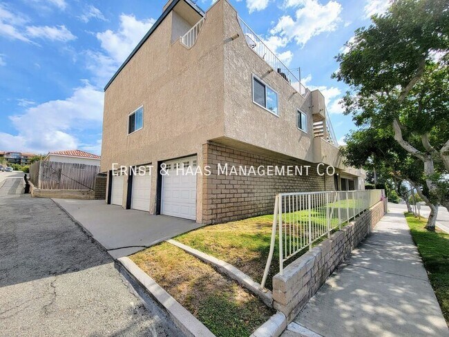 Foto del edificio - 2755 E Hill St