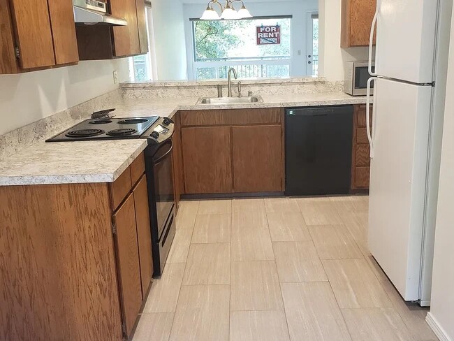 Kitchen looking west - 12709 NE 116th St