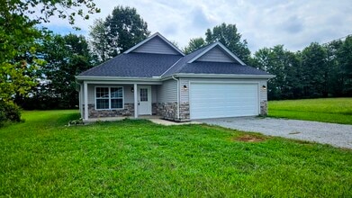 Building Photo - 178 Sitting Bull Dr