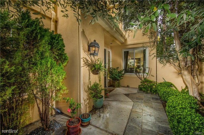 Foto del edificio - 4 br, 2 bath House - 21 Dorian
