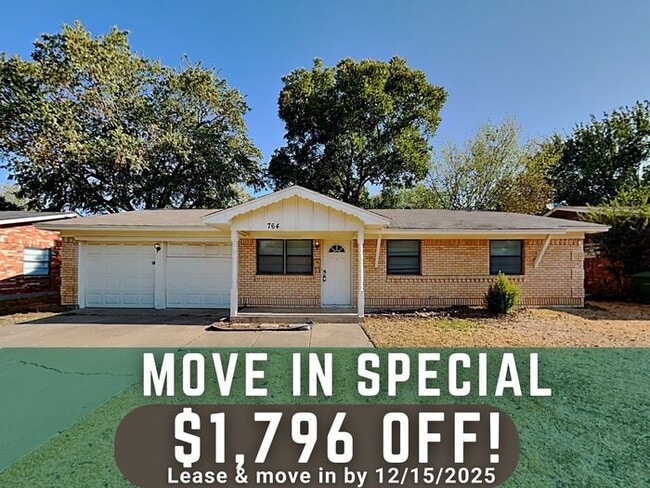 Building Photo - 764 Oakwood Ave