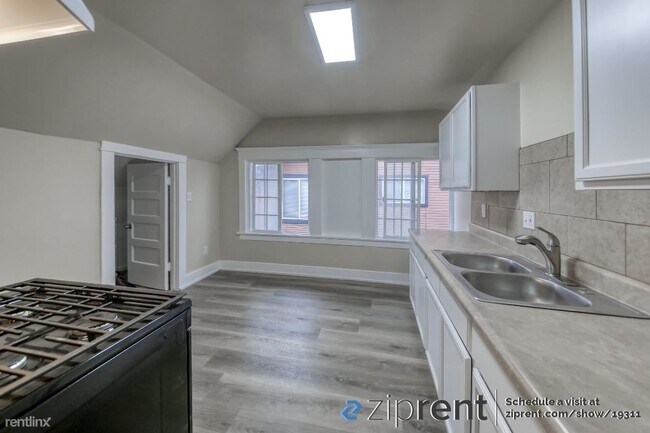 Building Photo - 1 br, 1 bath House - 4062 Budlong Ave, Los...