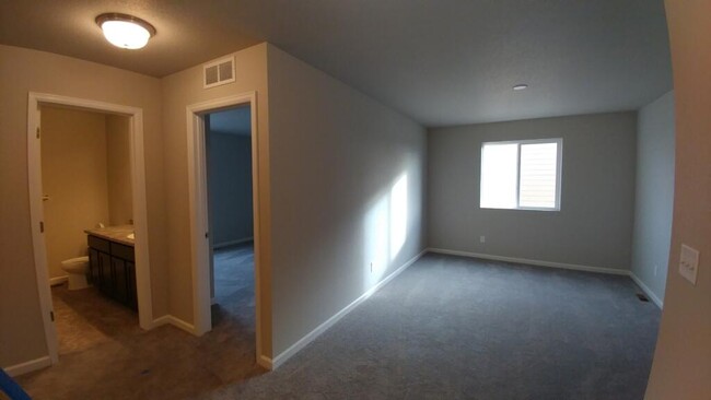 Building Photo - 1117 Glen Creighton Dr