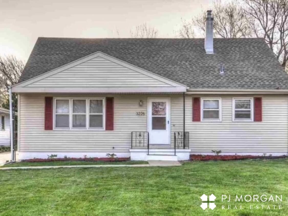 4 bedroom, 3 Bathroom House - 4 bedroom, 3 Bathroom House