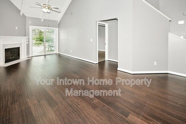 Building Photo - 1415 N Druid Hills Rd NE