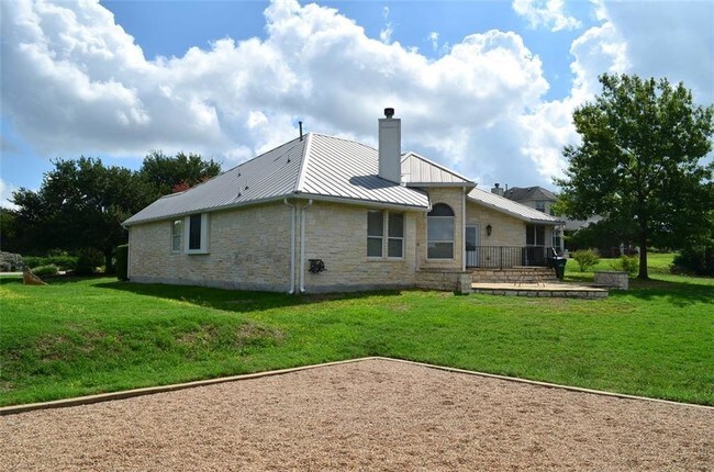 Building Photo - 1705 Mira Vista