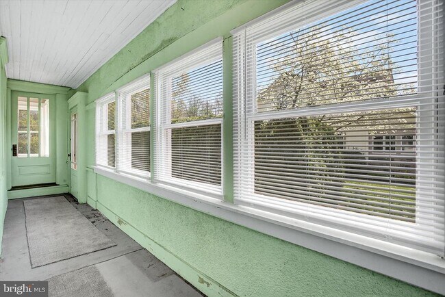 Foto del edificio - 319 N 2nd St