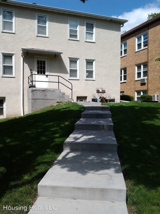 Building Photo - 2707 W 43rd St