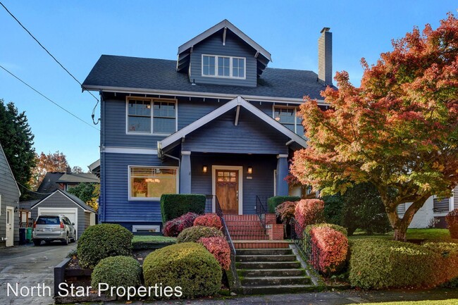 Building Photo - 5 br, 3.5 bath House - 2835 NE 28th Ave.