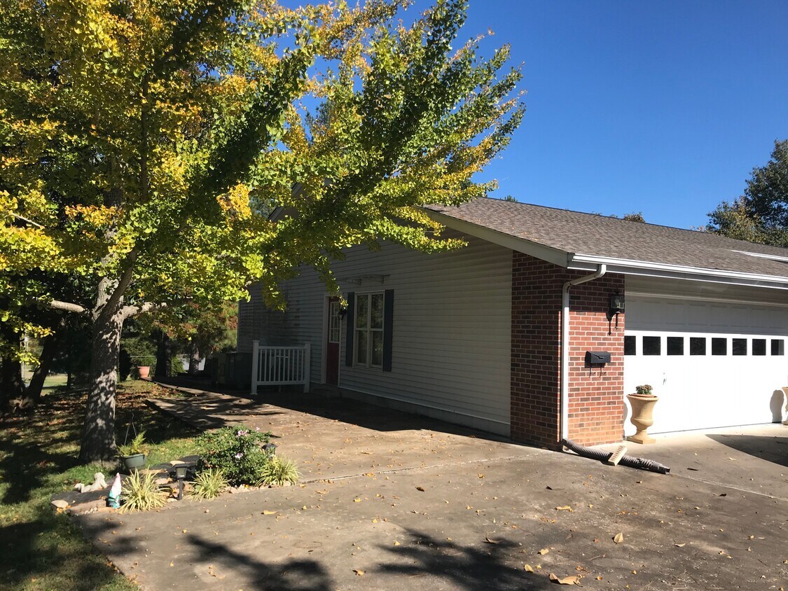 Foto principal - 151 Henry Sledd Rd