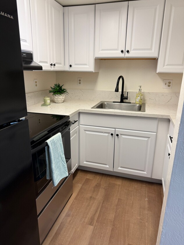 Photo - 12221 W Bell Rd (Surprise, AZ)