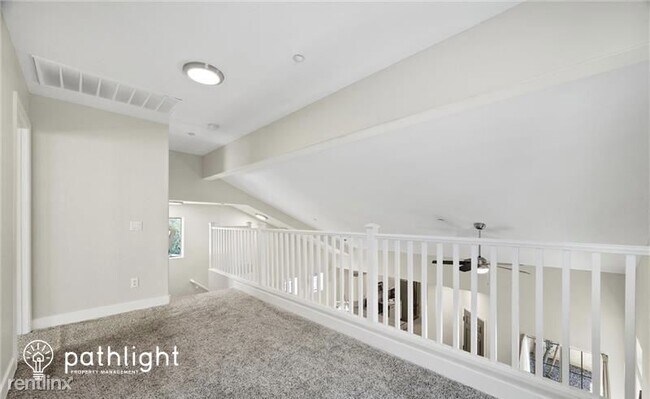 Building Photo - 3 br, 3 bath House - 7877 Wildebeest Court...