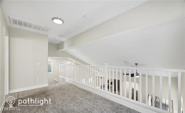 Foto del edificio - 3 br, 3 bath House - 7877 Wildebeest Court...
