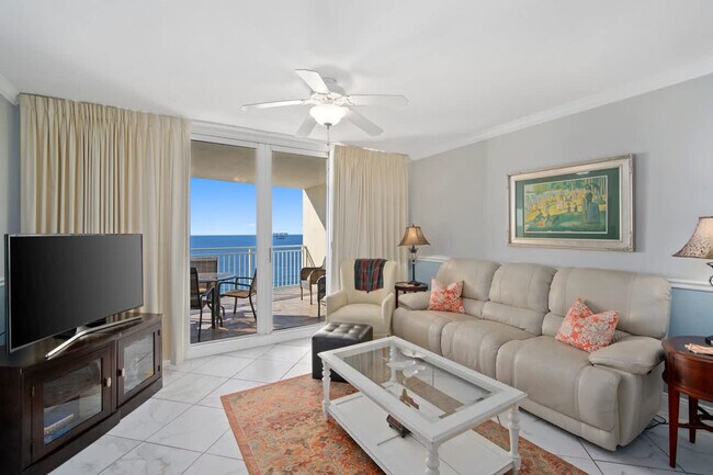 Foto del edificio - 14825C2 Front Beach Rd