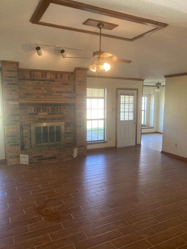 Building Photo - 2319 Whitney Dr
