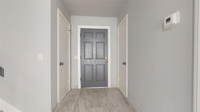 Foto del edificio - 14715 Woodward Gardens Dr