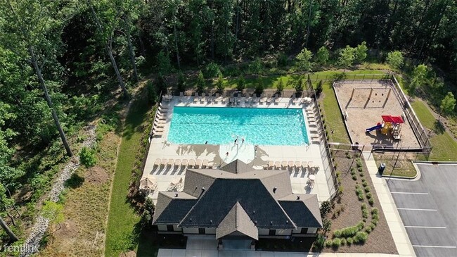 Building Photo - 5 br, 3 bath House - 2805 Ridge Manor Drive