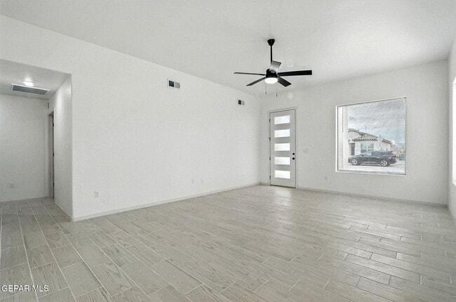 Foto del edificio - 941 Sandhurst Pl