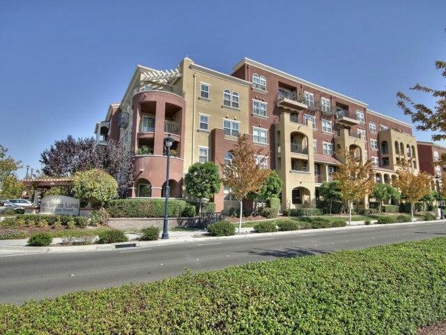 Primary Photo - 600 S Abel St