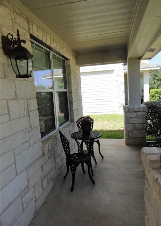 Foto del edificio - 7810 Squirrel Hollow Dr