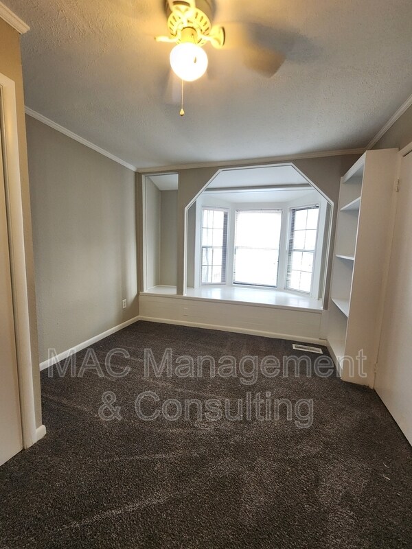 Foto del edificio - 1319 Autumn Ave