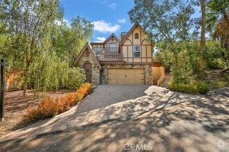 Building Photo - 3512 Mesquite Dr